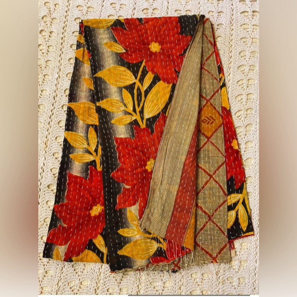 KANTHA BAE black red floral Turban scarf head wrap OS